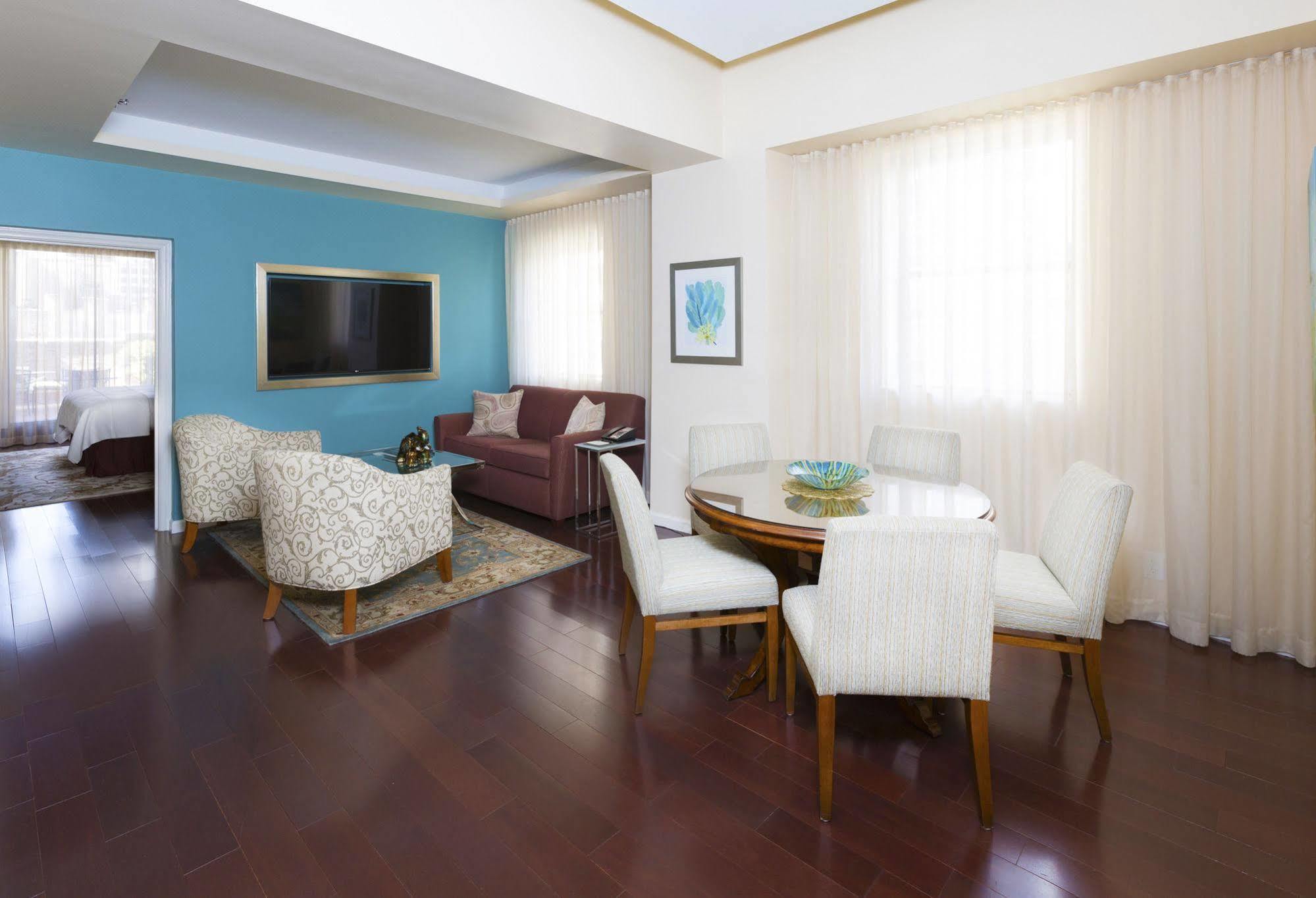 San Carlos Hotel