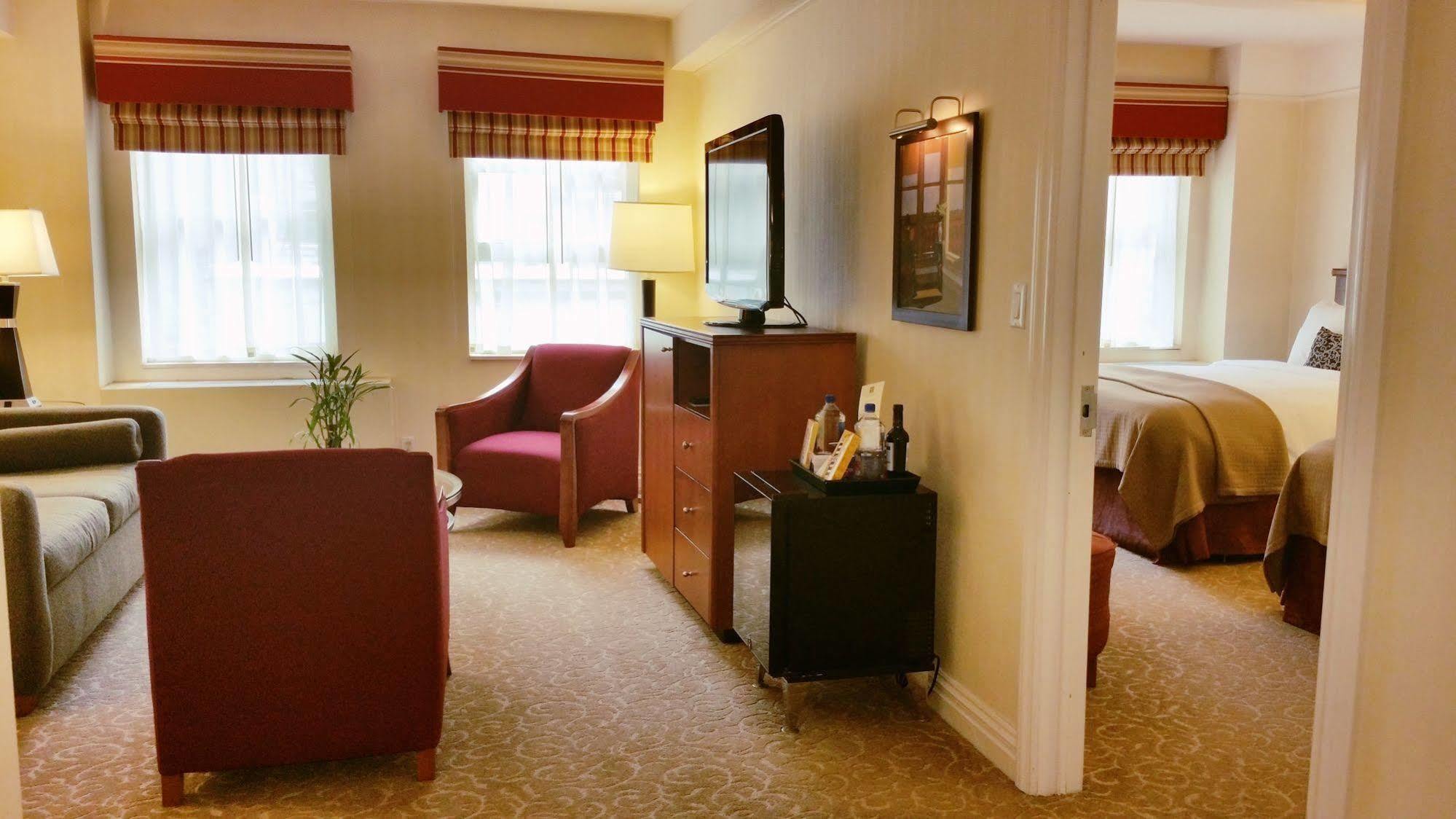 San Carlos Hotel